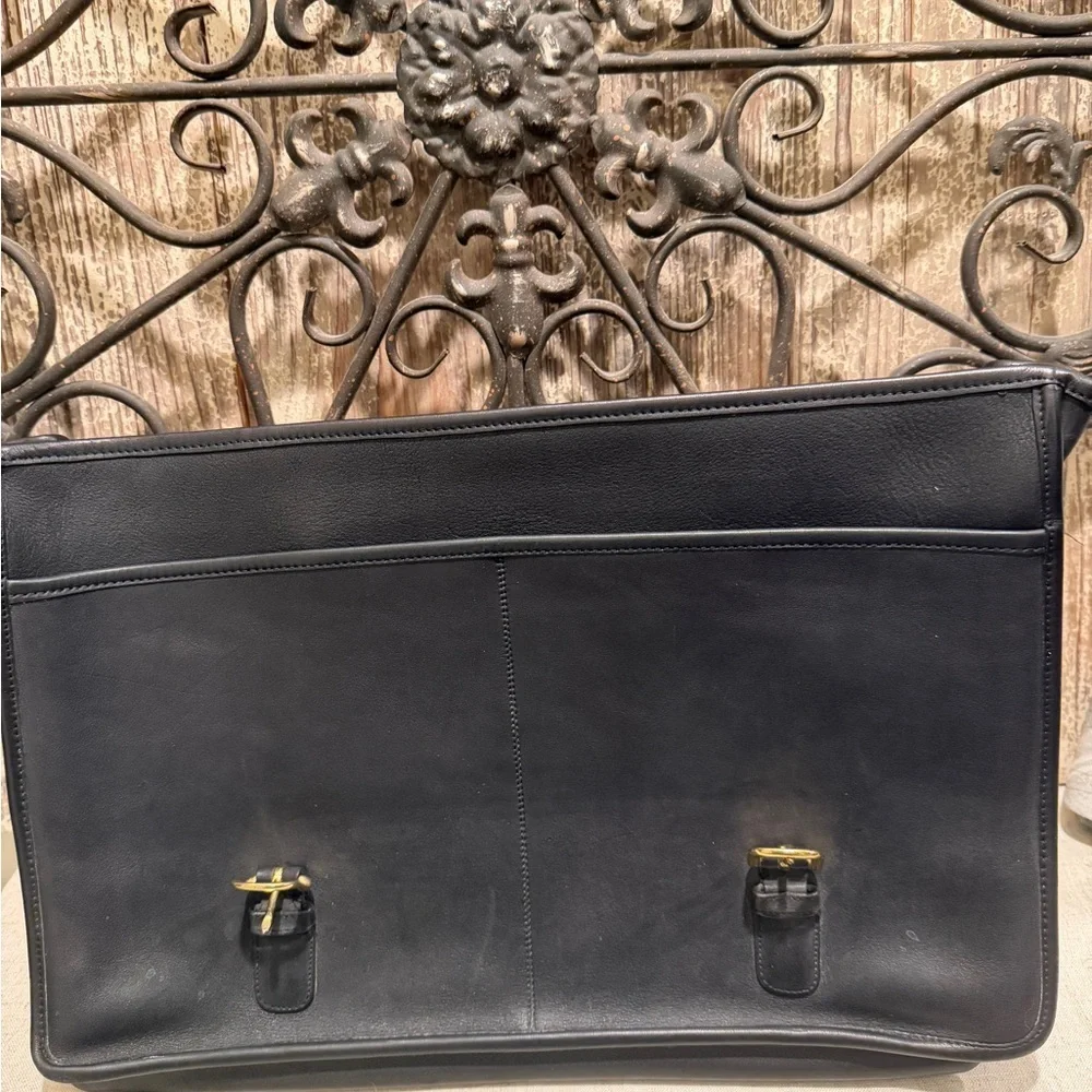 HP🌺RaRE COACH VINTAGE Classic Black Leather Briefcase
